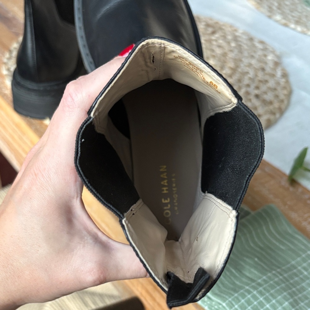 Cole Haan Tahoe Featherfeel Chelsea Lug Sole Boots Women’s 8 - Picture 8 of 9